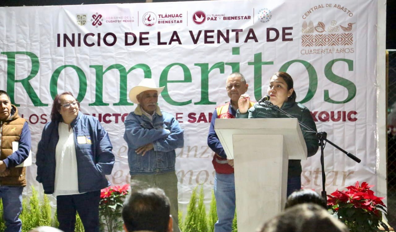 La venta de romeritos en la Central de Abasto (Ceda) de la Ciudad de México dio inicio este martes para constituir la actividad comercial que aporta mayor dinamismo económico a los productores de la demarcación sin necesidad de intermediarios.