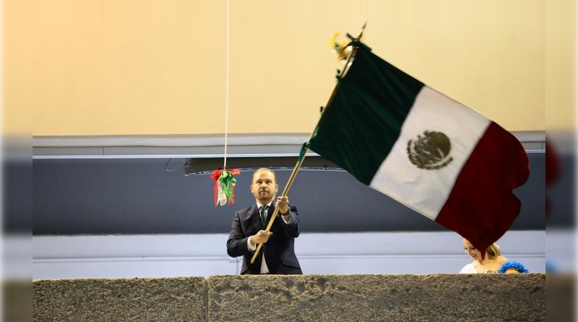 Taboada da su último grito de Independencia como Alcalde de BJ. FOTO: Alcaldía Benito Juárez