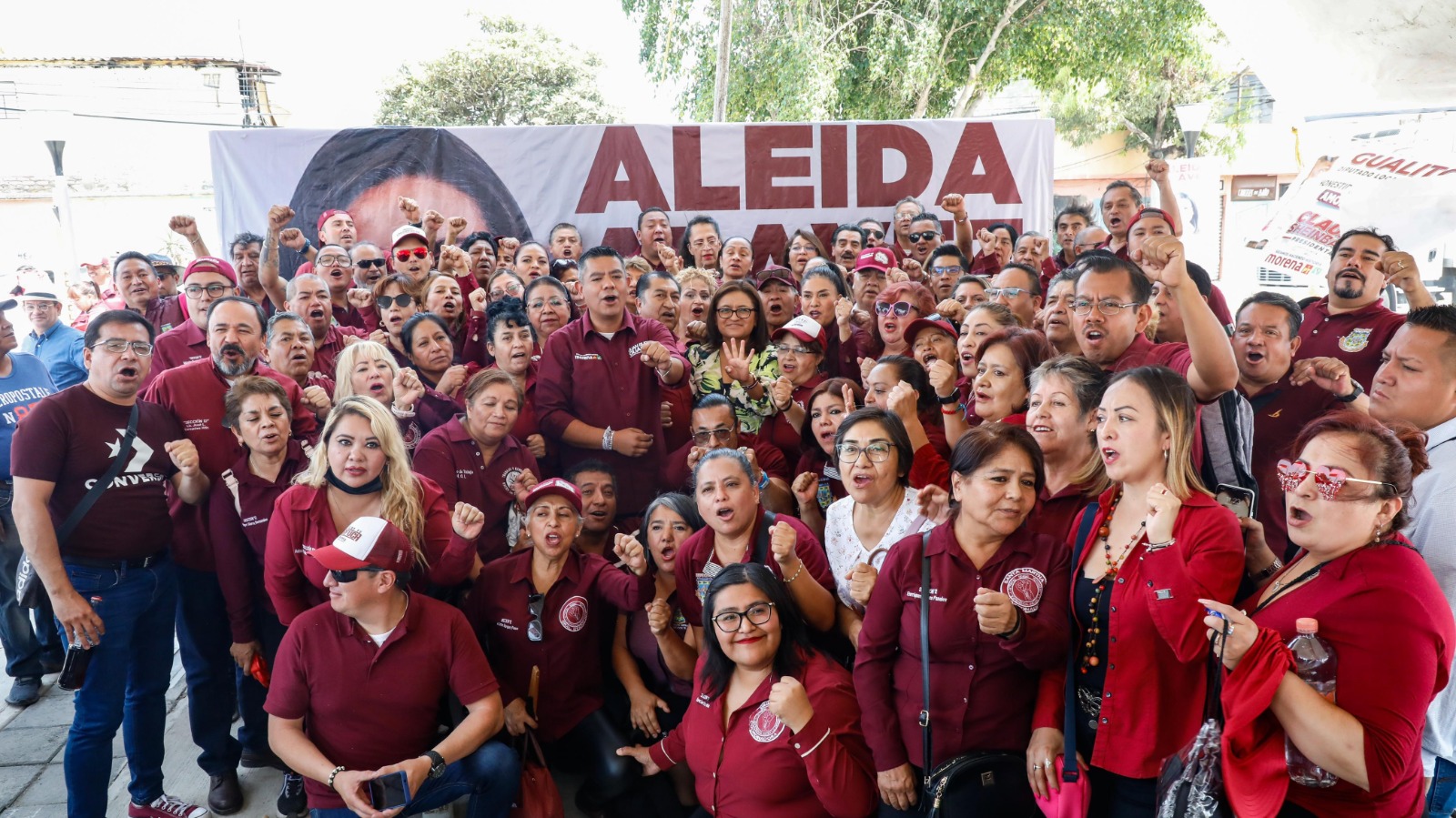 La candidata a la Alcaldía Iztapalapa, Aleida Alavez dijo que logrará un acuerdo que fortalezca los derechos laborales de los trabajadores en caso de que sea favorecida por el voto el próximo 2 de junio, y además dejó en claro que se acabó la venta de plazas en el gobierno de esa demarcación. FOTO: Especial