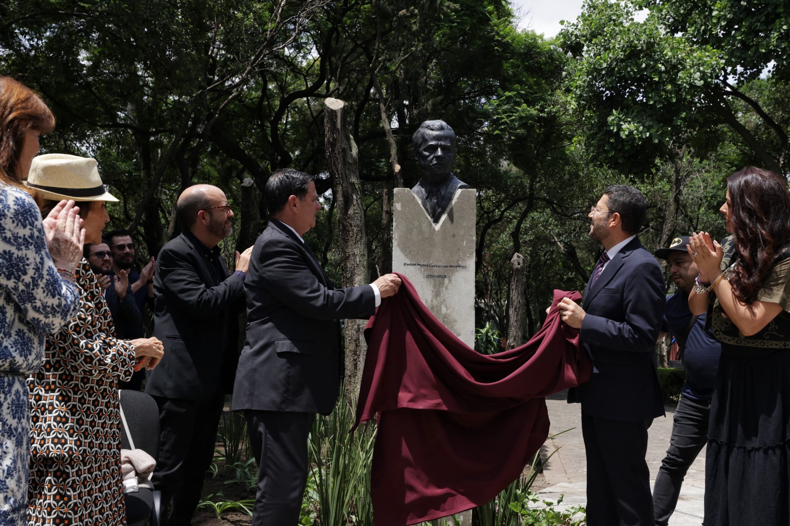 “Existe un antes y un después de Porfirio Muñoz Ledo para México”, valoró durante el homenaje Ifigenia Martínez, diputada electa y quien probablemente tendrá el privilegio de colocarle la banda presidencial a Claudia Sheinbaum el próximo de octubre. En Palacio, la valoración sobre el guanajuatense es otra. FOTO: GCDMX