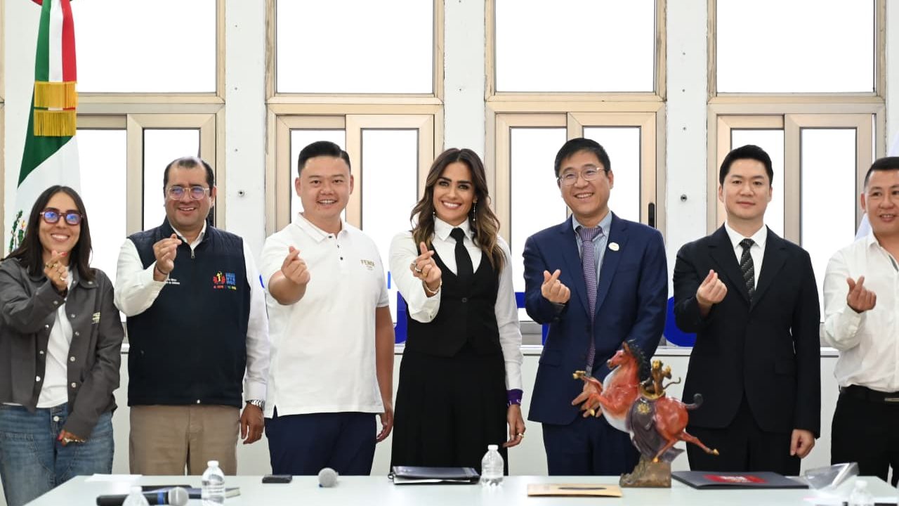 Ale Rojo fortalece alianzas con la comunidad china rumbo al Mundial