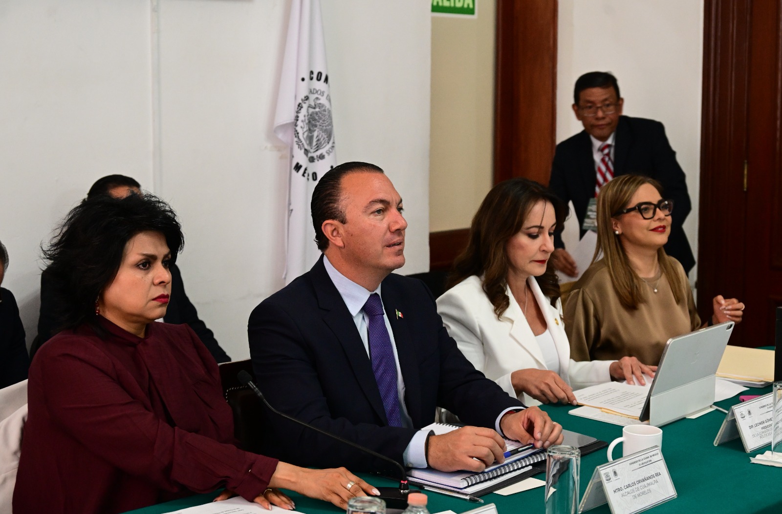 Nos afirman diputados de Morena que el alcalde de Cuajimalpa, Carlos Orvañanos, del PAN, los dejó muy satisfechos con las respuestas que dio a sus cuestionamientos y que prácticamente no les quedó a deber ninguna información. FOTO: Especial