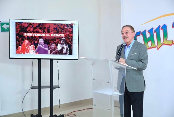 Díaz Polanco les repitió que cuando llegó a la dirigencia en noviembre de 2024 prácticamente no había partido. Sólo desorden y estaba quebrado. Las arcas vacías. Así lo dejó Sebastián Ramírez, su antecesor, hoy director del Fondo Nacional de Turismo (Fonatur) con la presidenta Claudia Sheinbaum. FOTO: Especial