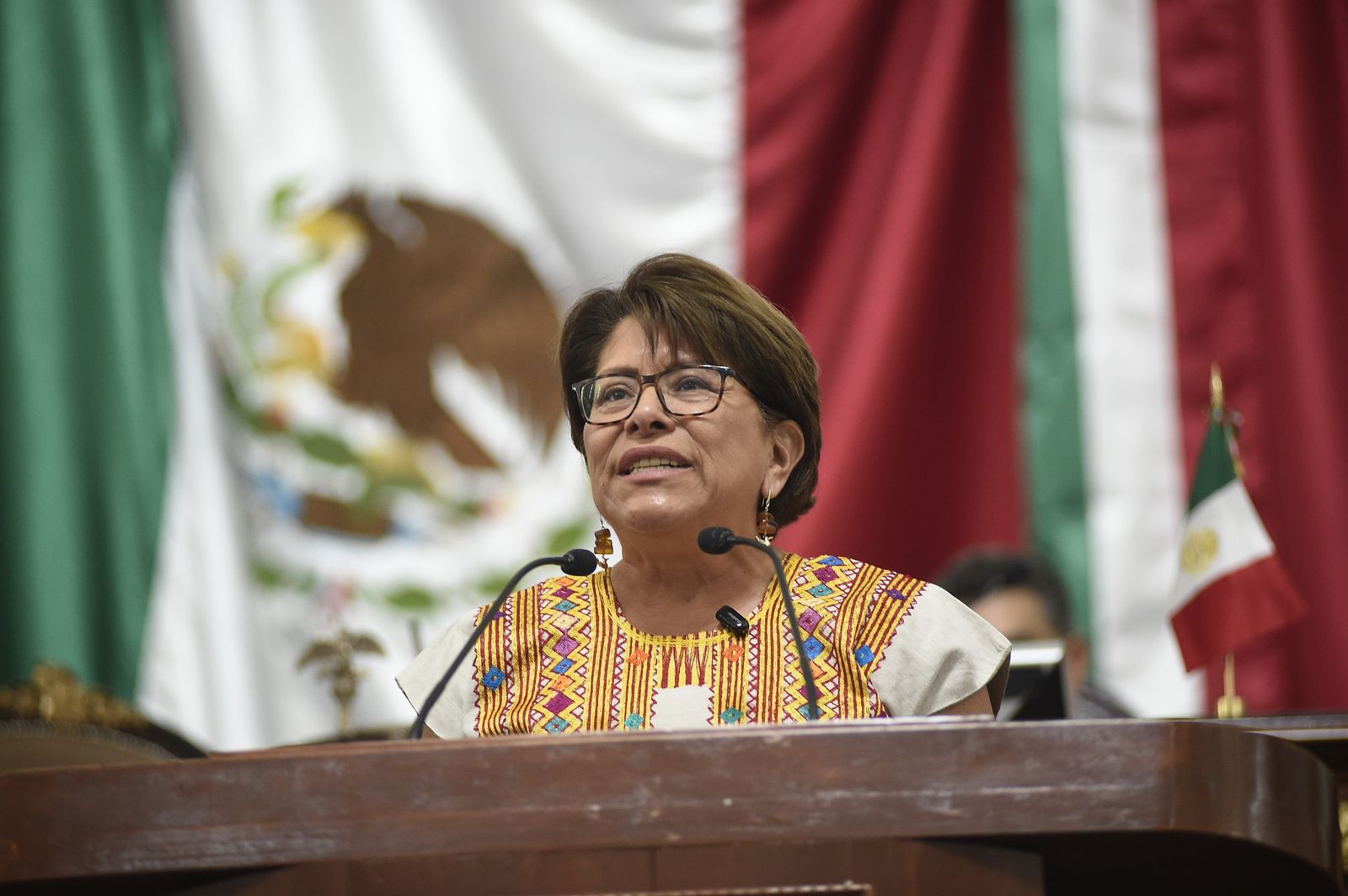 La diputada local de Morena, Martha Ávila, celebró la aprobación de la reforma Constitucional que va a impedir que un gobierno extranjero pueda intervenir en los procesos electorales de México y altere la voluntad popular. FOTO: Especial