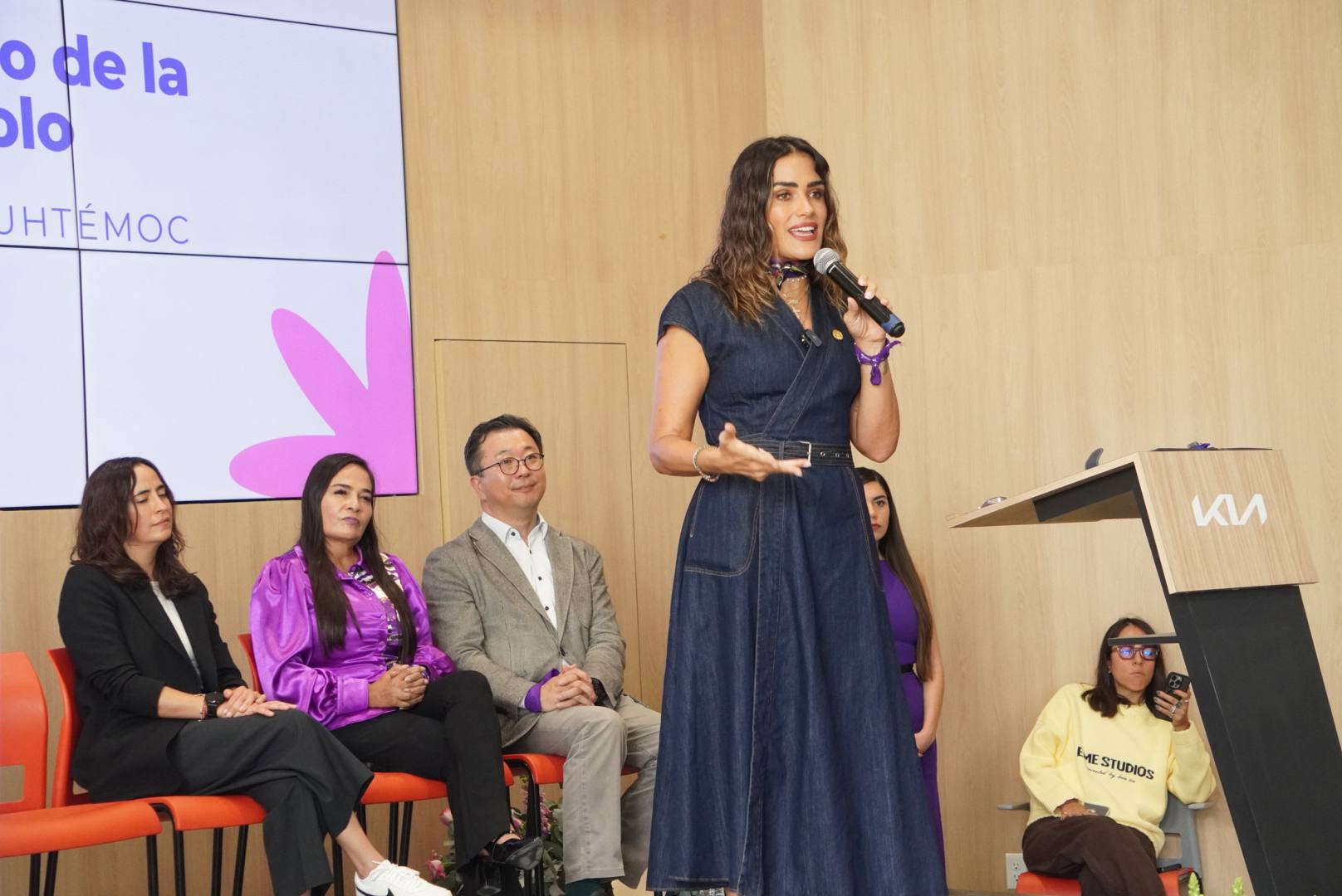 Presenta Ale Rojo protocolo para protección de niñas, niños y adolescentes